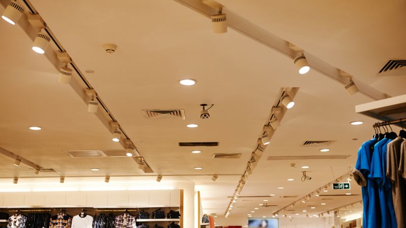 Recessed Lighting in Commercial Spaces